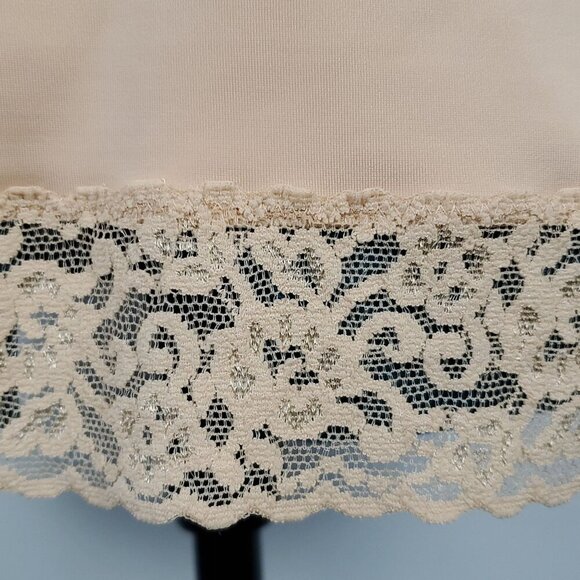 Spanx by Sara Blakely Womens Lacy Tank/Cami Sz 1X Nude Sheer Elastic Pull On - Picture 6 of 8